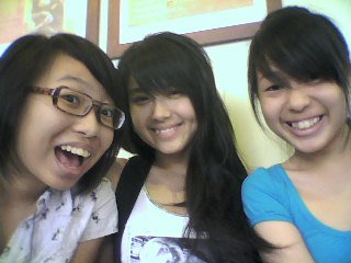 65841_481312721564_599696564_6854379_7148646_n